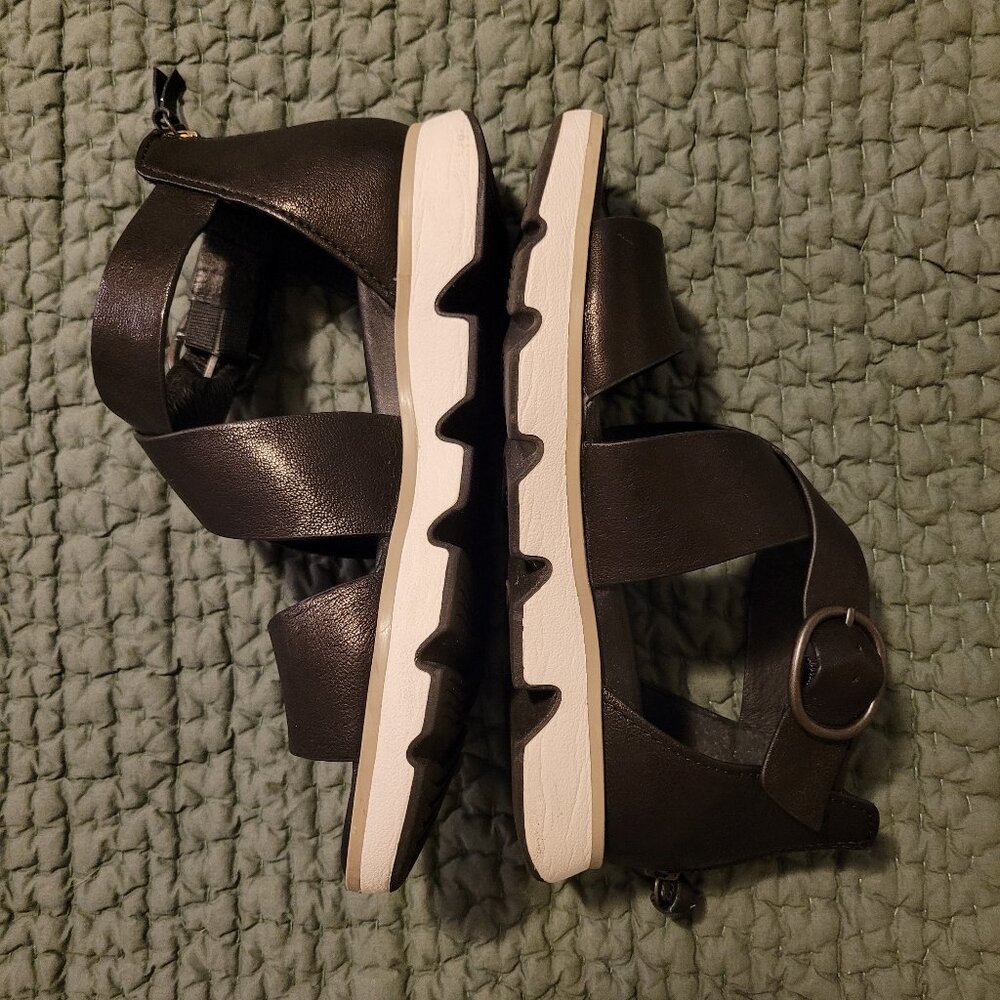 Sofft Mackenna Sandals - Picture 2 of 6